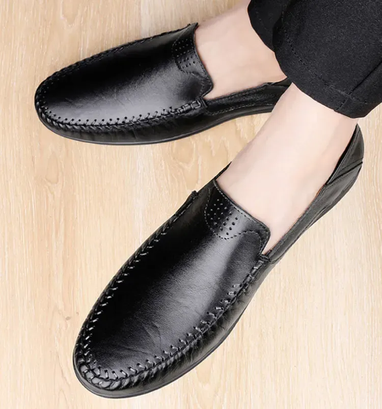 CLOHOO Men’s Breathable Slip-On Business Casual Loafers