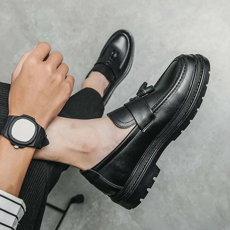 Yeinshaars Thick-Soled Tassel Loafers for Men