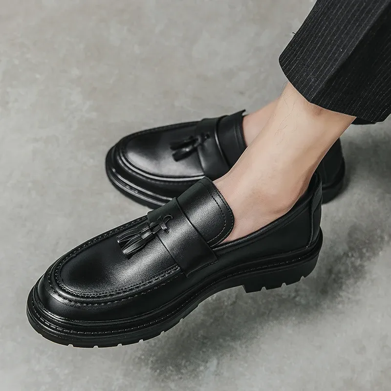 Yeinshaars Thick-Soled Tassel Loafers for Men
