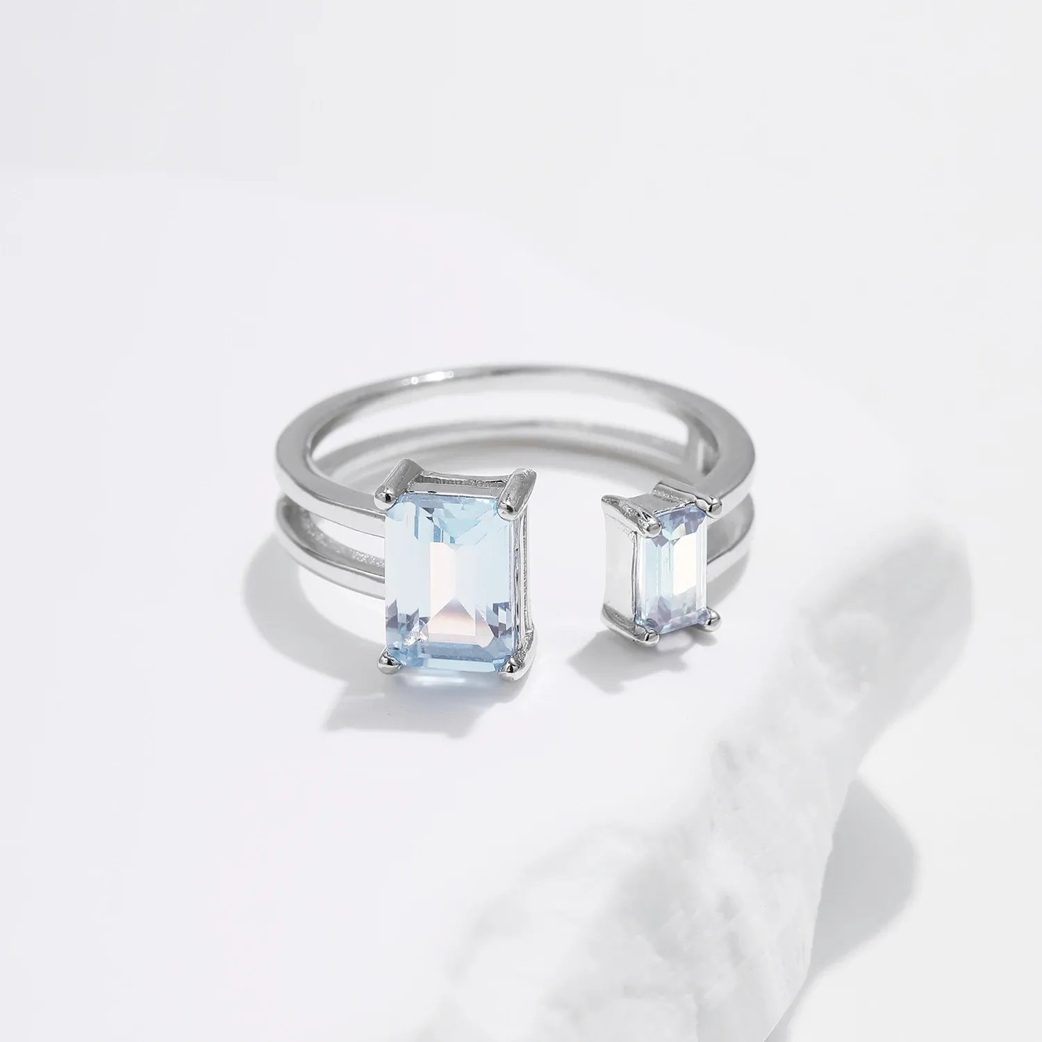MODIAN Light Blue Emerald-Cut 925 Silver Adjustable Ring
