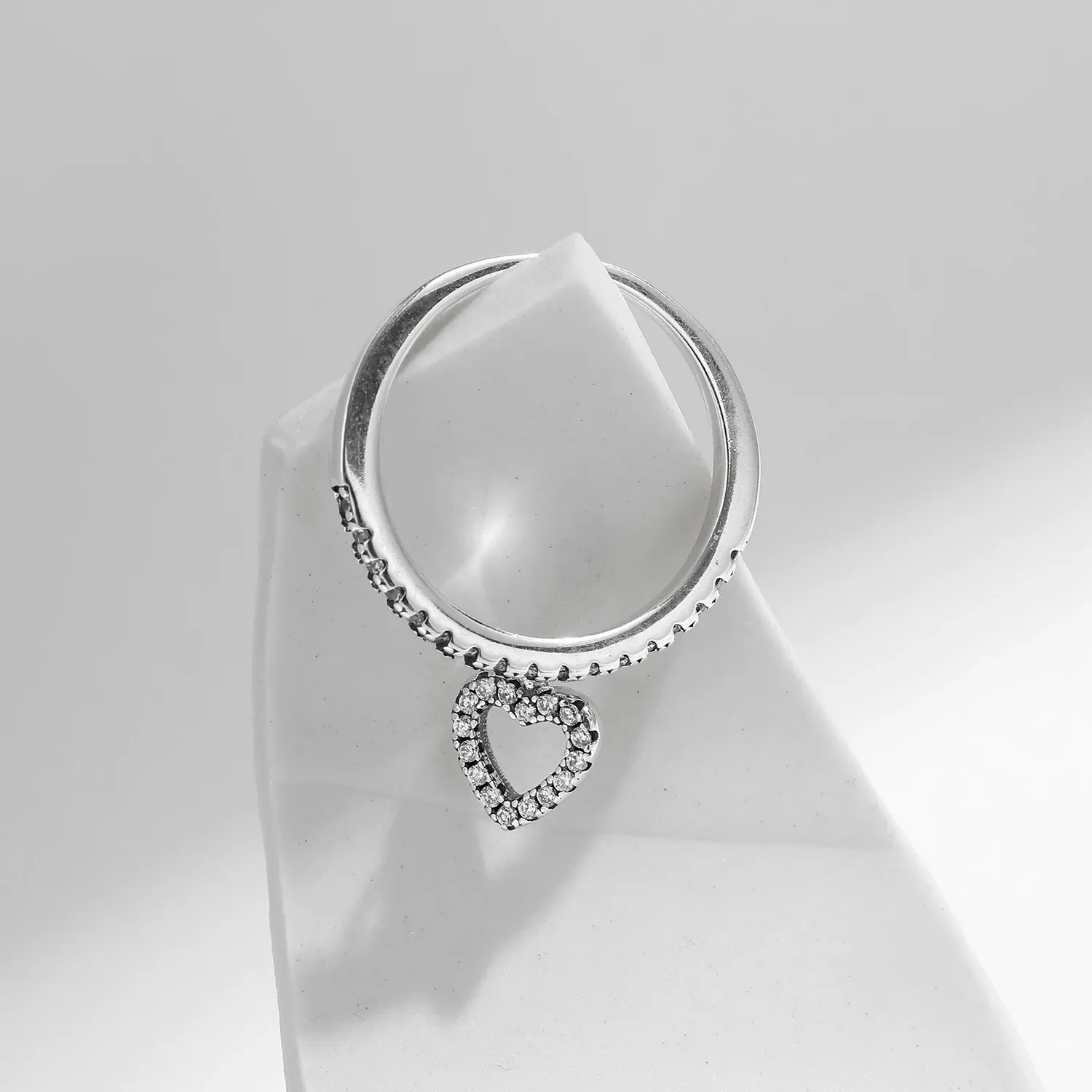 MODIAN 925 Sterling Silver Heart Swing Zircon Cocktail Ring