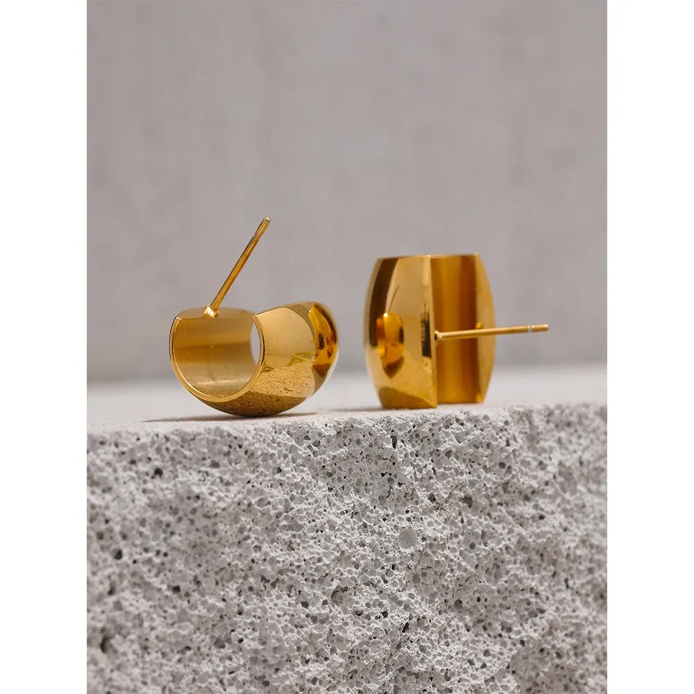 Yhpup Gold-Tone Curly Chunky Stud Earrings