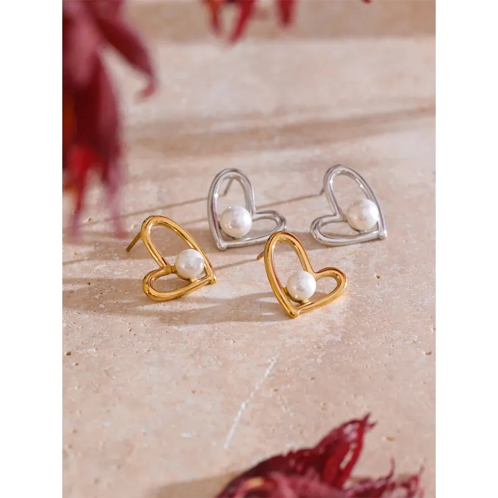 Yhpup Hollow Heart Pearl Stud Earrings