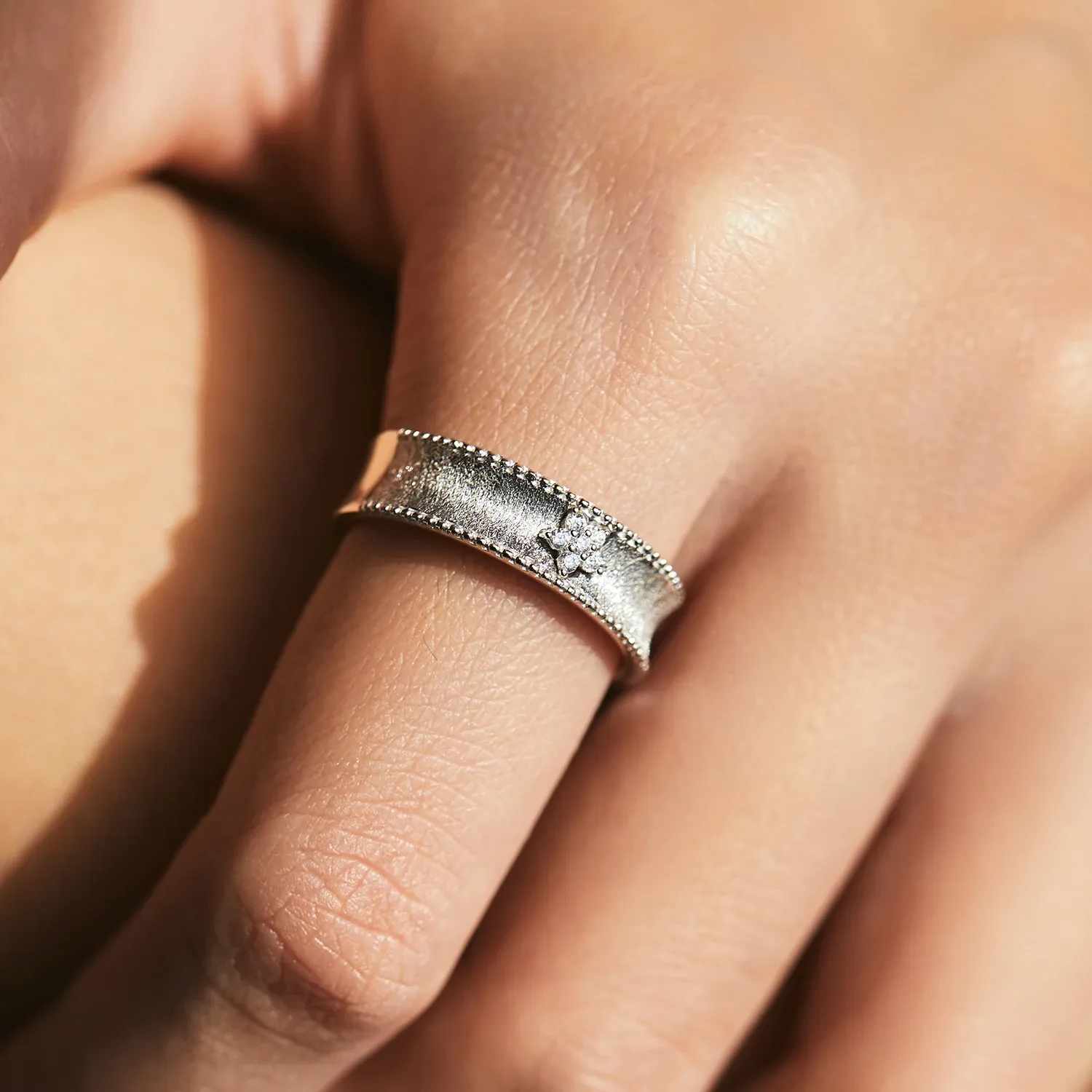 MODIAN Sterling Silver Floral Zircon Adjustable Cocktail Ring