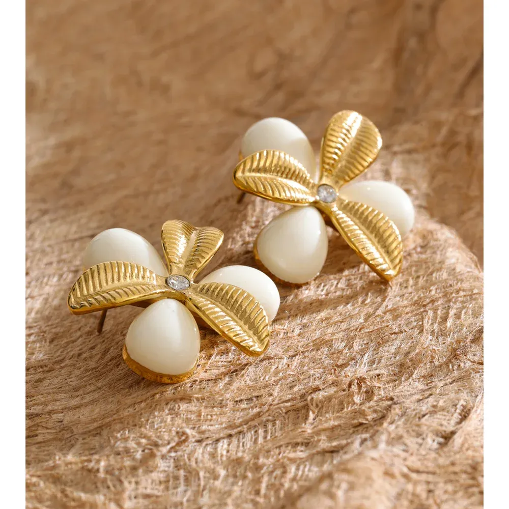 Yhpup Gold PVD Resin Flower Stud Earrings