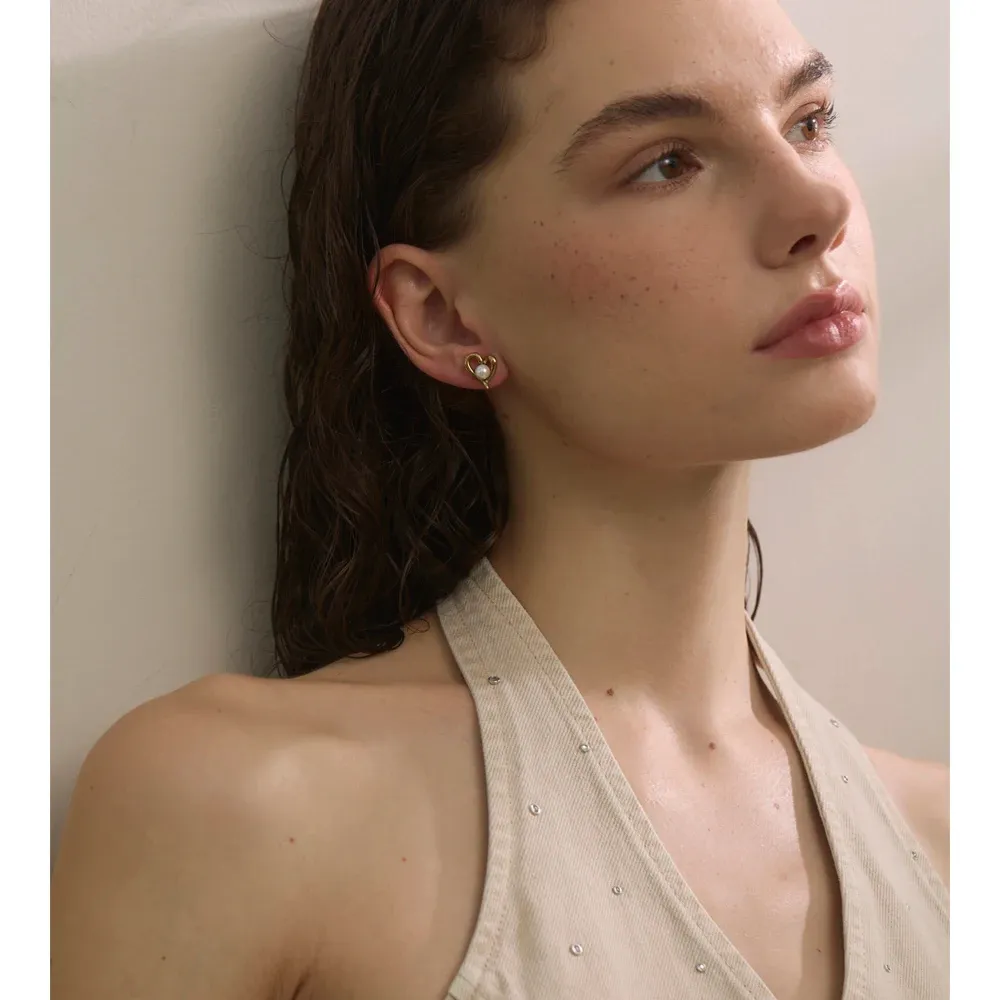 Yhpup Heart Pearl Stud Earrings for Everyday Wear