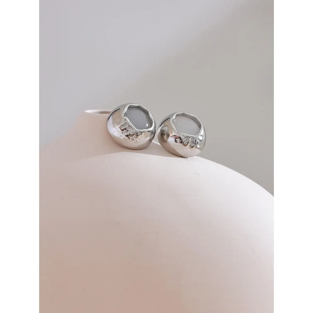 Yhpup Natural Stone Round Stud Earrings in PVD Gold Steel