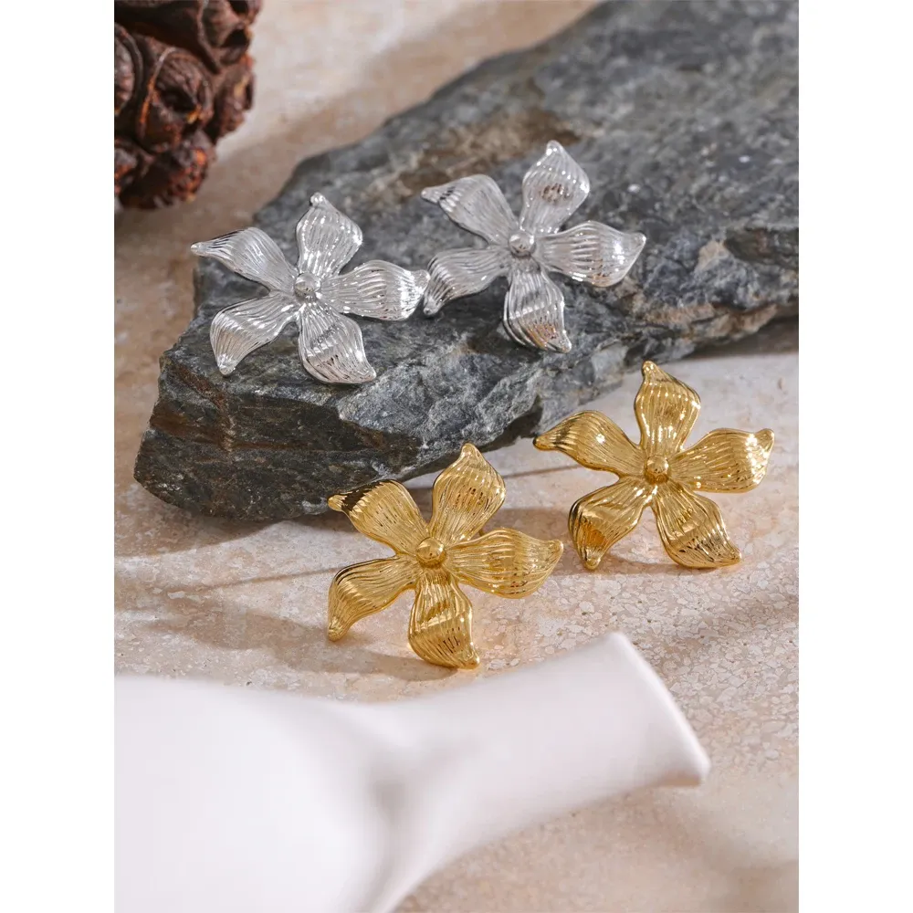 Yhpup Stainless Steel Floral Stud Earrings with PVD Gold Finish