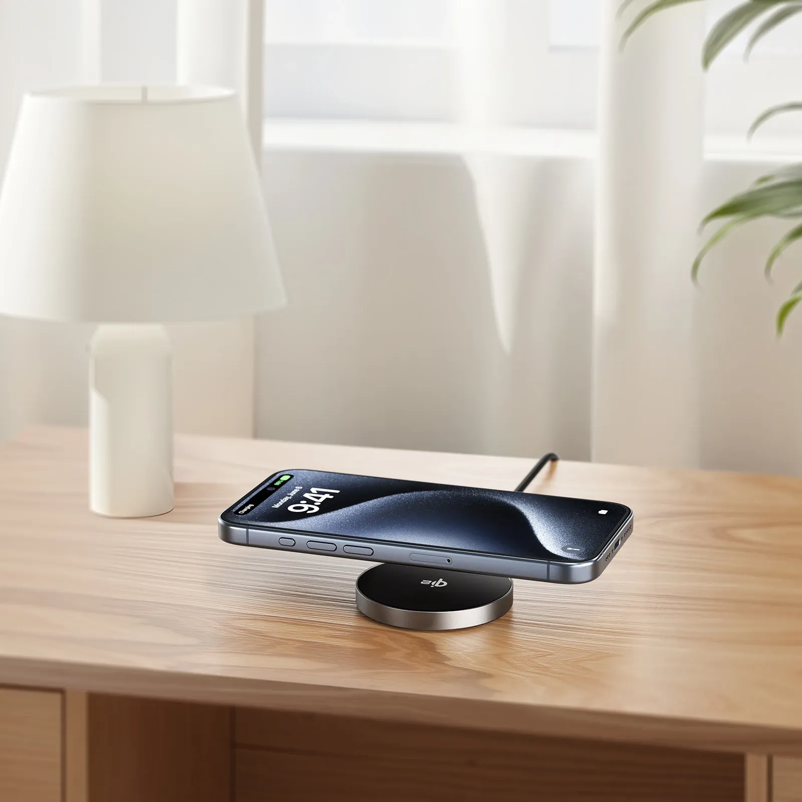 ACEFAST Qi2 Magnetic 15W Desktop Wireless Charging Pad